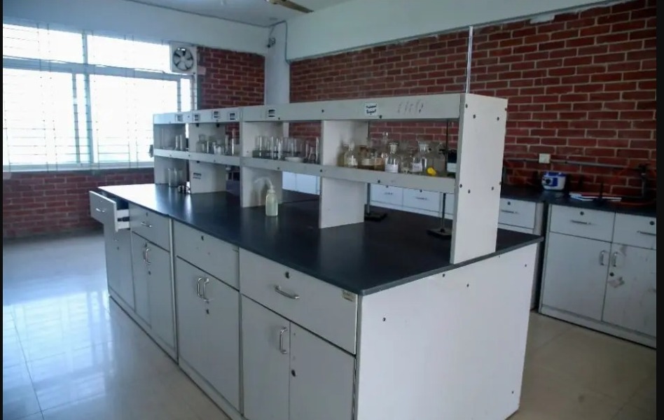 Pharmacy Lab
